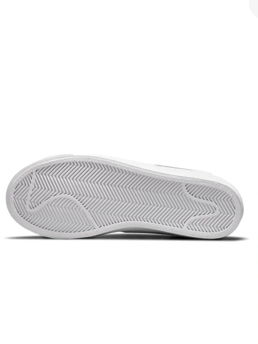 Nike (GS)‎ Nike Blazer Mid '77 'White Metallic Silver' KID'S Size 3.5Y